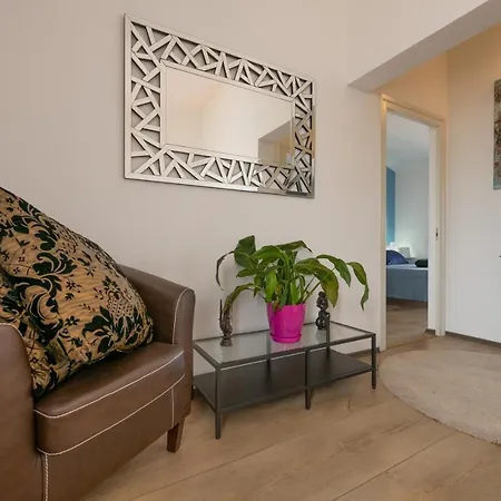 Βίλα Laura Krnica