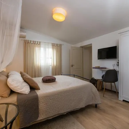 Laura Holiday home Krnica