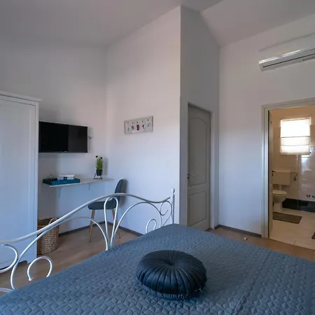 Laura Villa Krnica